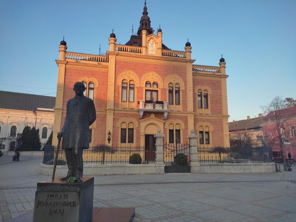 Woody Lejlighed Novi Sad Eksteriør billede