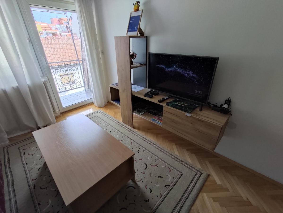 Woody Lejlighed Novi Sad Eksteriør billede